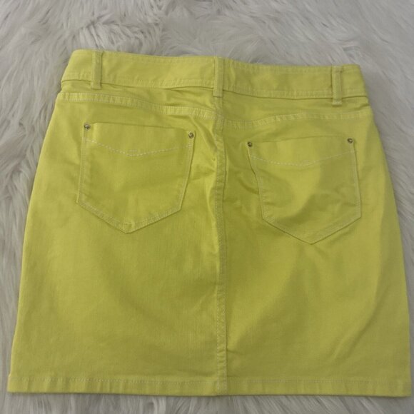 Cache womens yellow stretch jean skirt size 4 white stitching - Picture 6 of 7